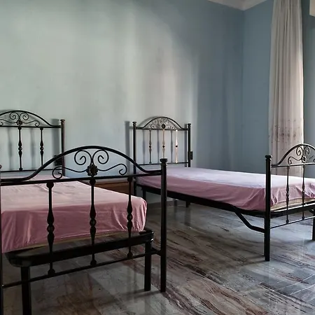 Casa Del Gelsomino 브란칼레오네 마리나